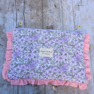 Pochette plate à froufrous fleurs de prairie