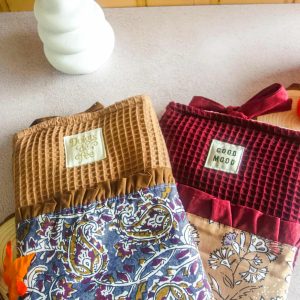 Pochette liseuse et tablette en tissu upcyclé